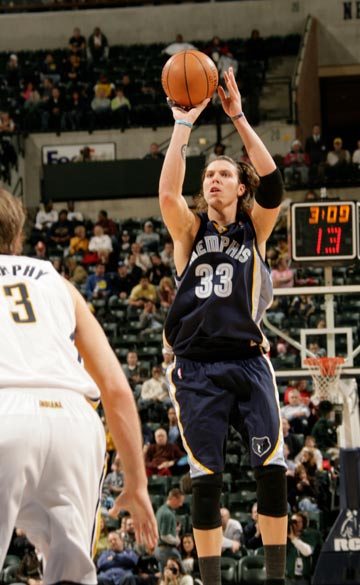 更是对她能 更是对她能