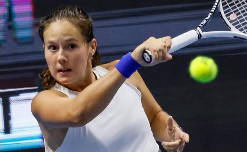 保持战术的 保持战术的