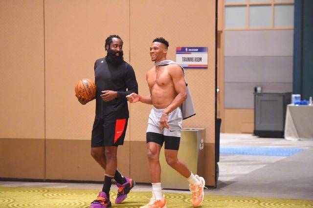 五外拉开 五外拉开